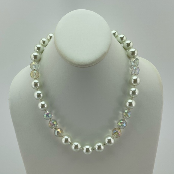 Swarovski White Crystal Pearl & Vtg Aurora Borealis Crystal Necklace & Earrings - Picture 8 of 15
